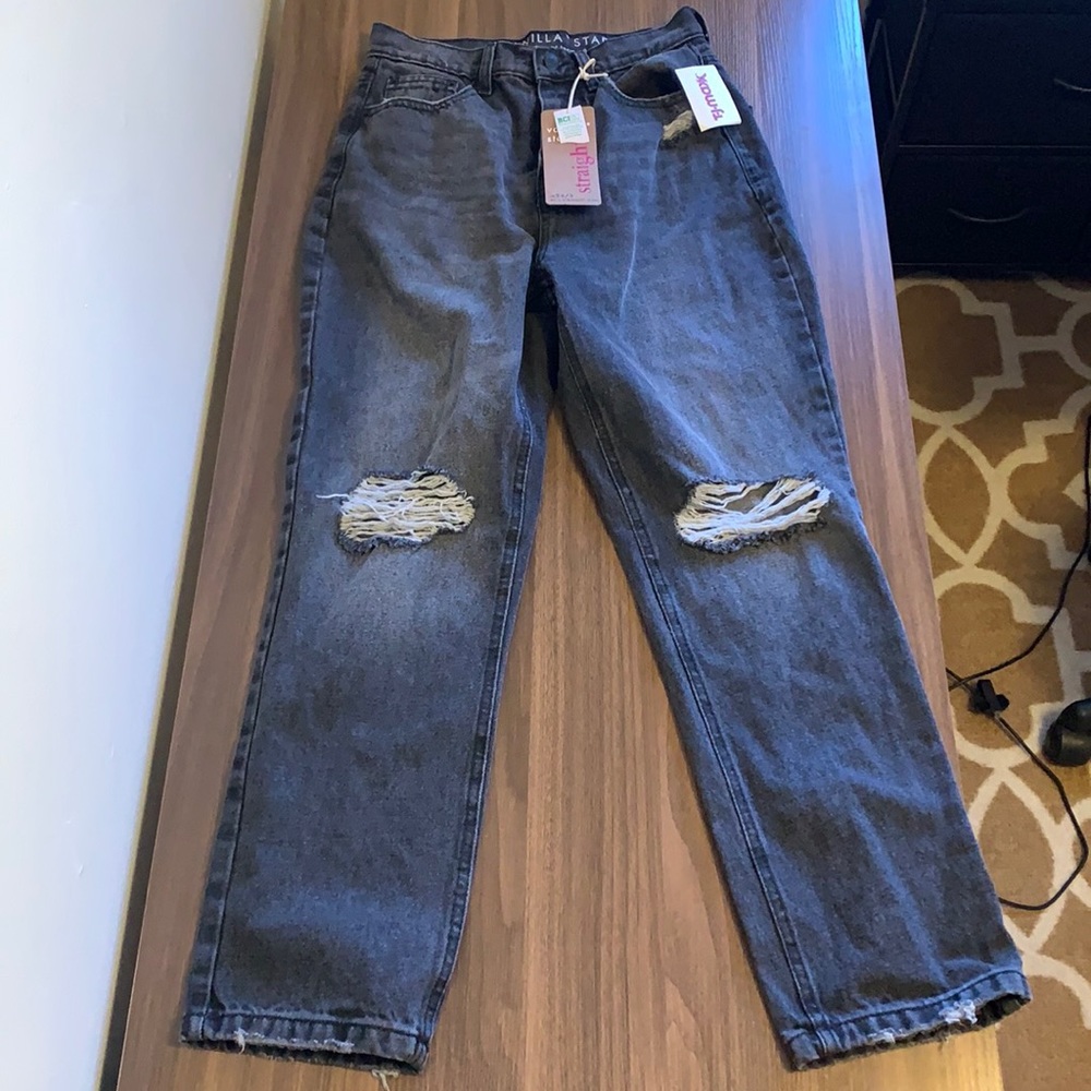 Women’s Straight Jean